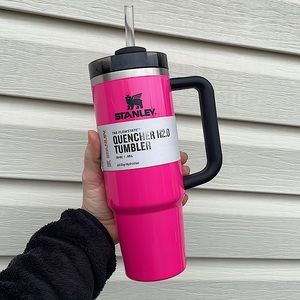 **LIMITED*🩷Stanley 30 oz Tumbler Spring Fling Collection, color:ELECTRIC PINK🩷